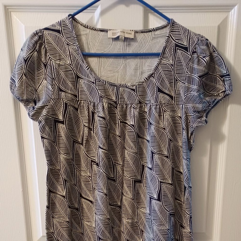 Jones New York Sport Black & White Leaf Print Knit Dress size Small